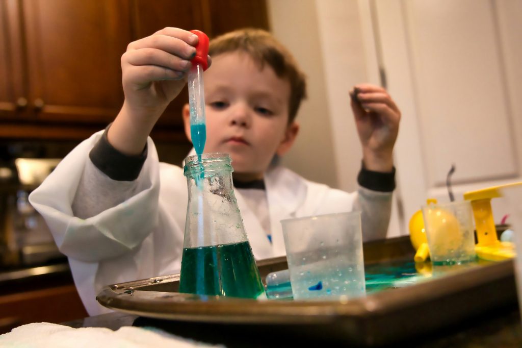 Science themed kids party idea.